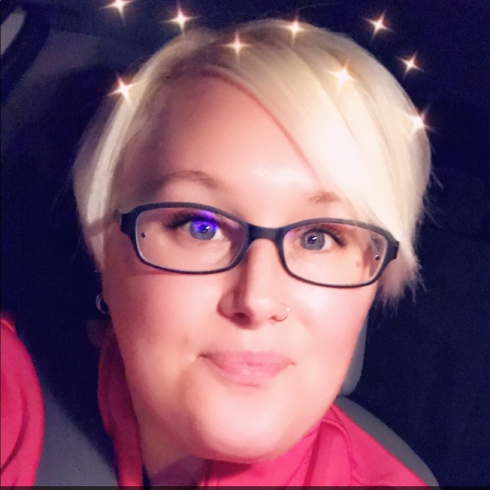 Meet your Posher, Tina